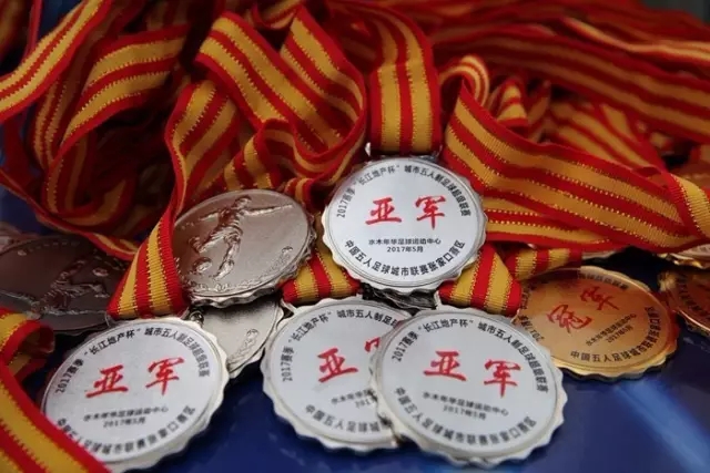 毁掉王治郅、逼姚明退役，这人凭一己之力令中国篮球倒退了20年？